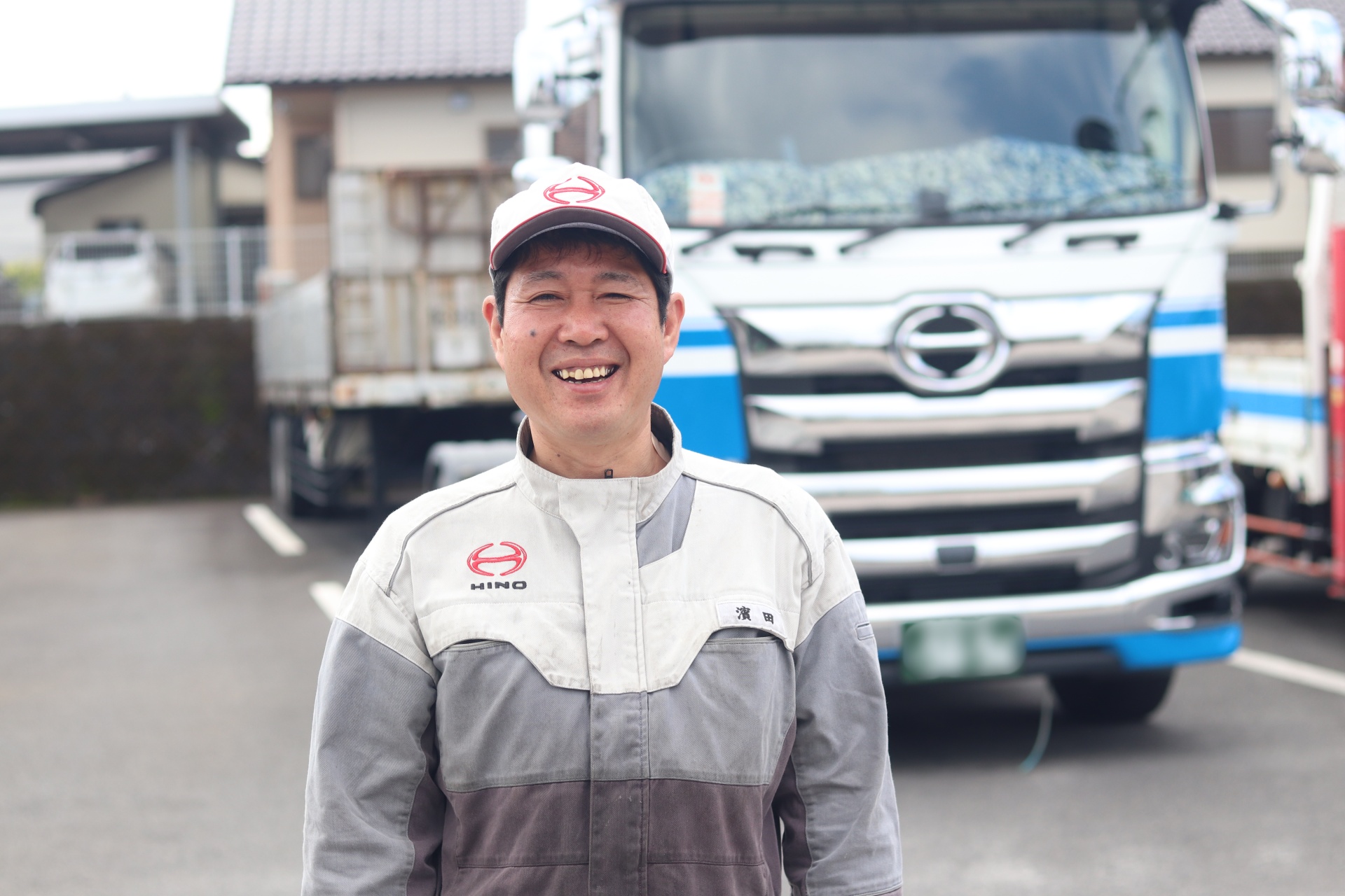 地域に根ざしながら「安心して走れる環境づくり」をサポートする仕事。仕事を通して技術の習得ができます