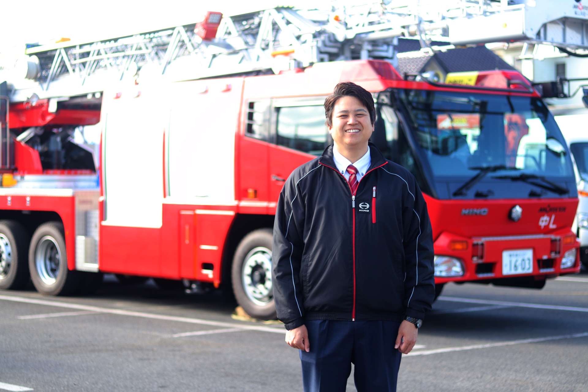 既製品を売る仕事ではなく完全オーダーメイドなため、お客様と丁寧に関わり、車輛を通して課題解決をします