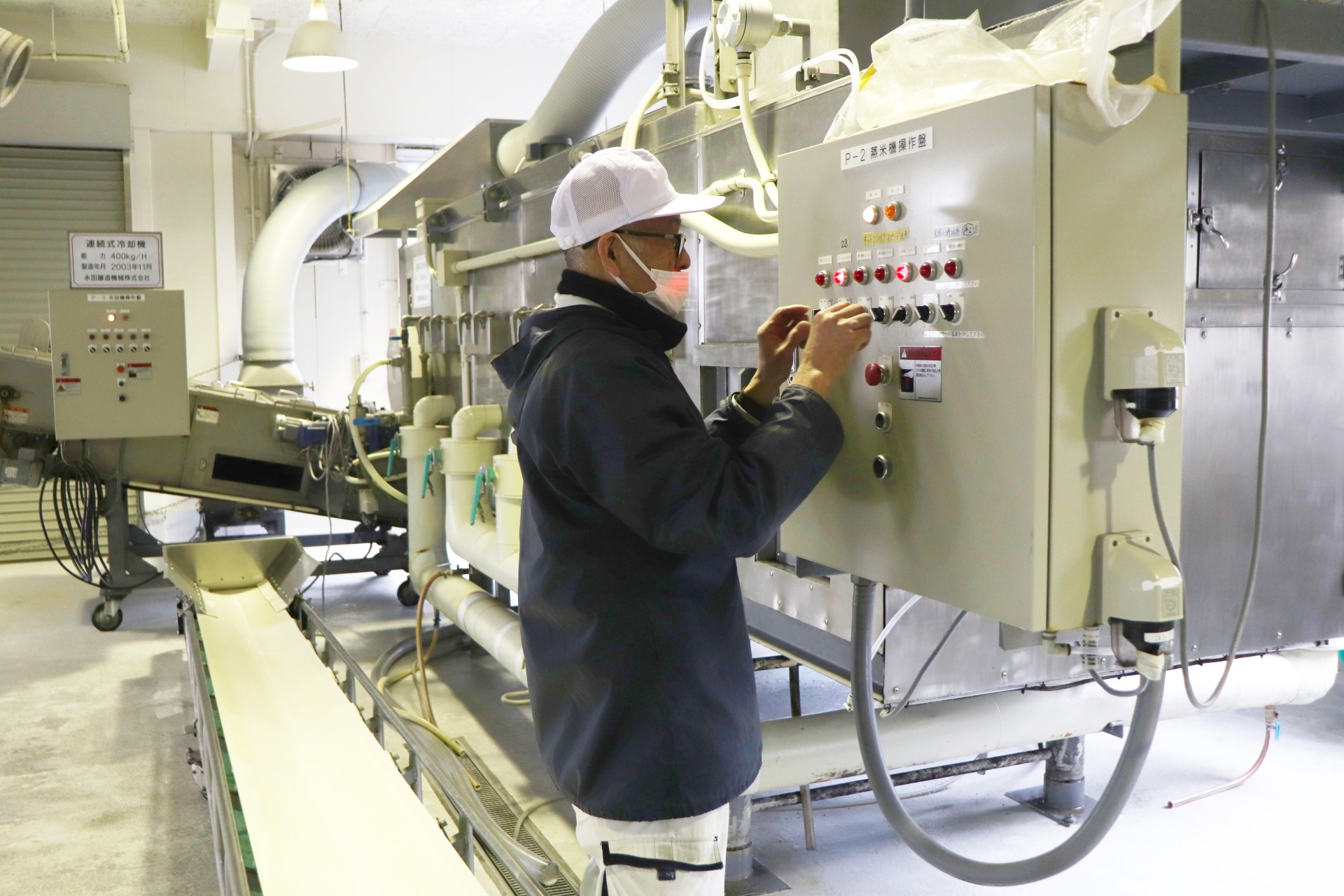 機械化が進んでいる工場です