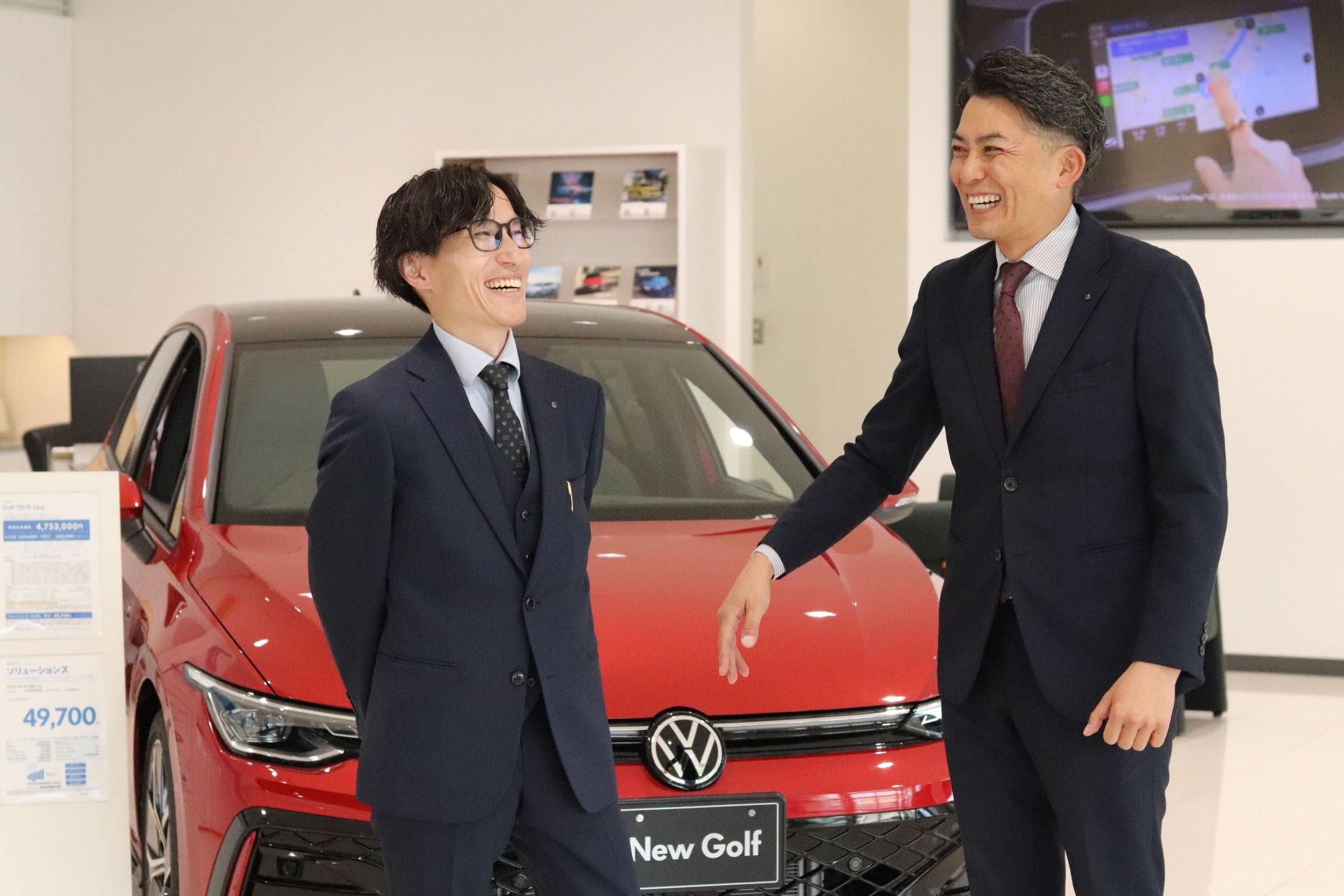 スタッフインタビュー（写真左：2016年入社）