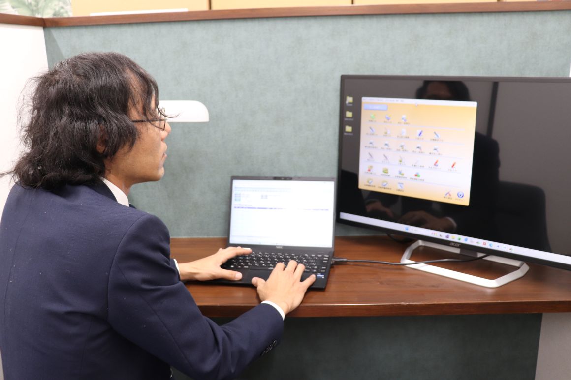多様な人と関わり信頼構築。現場とお客様を結ぶ調整役
