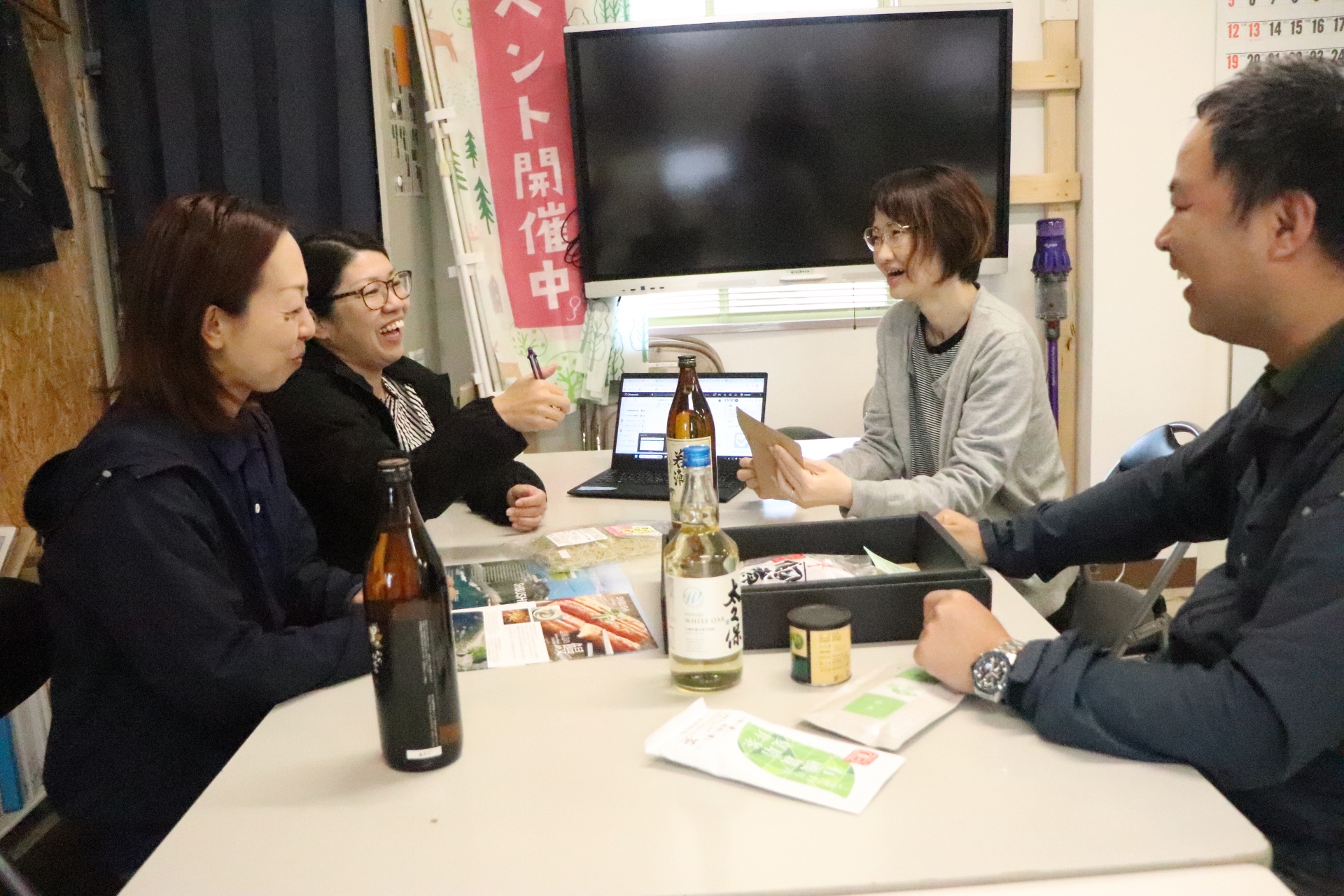 生産者と消費者を繋ぐ、企画力が活かせる仕事です