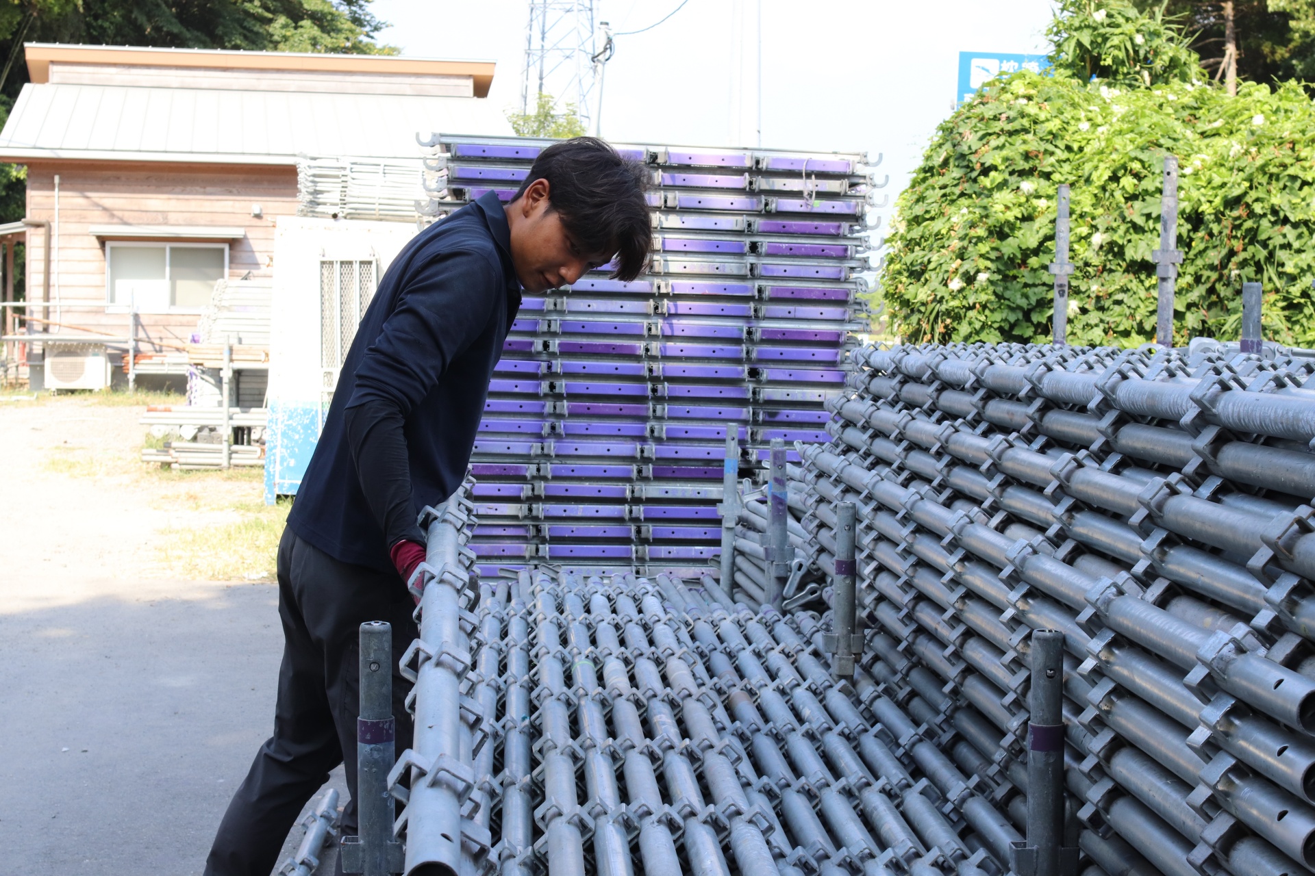 「資格取得や図面作成など、成長を実感しています」