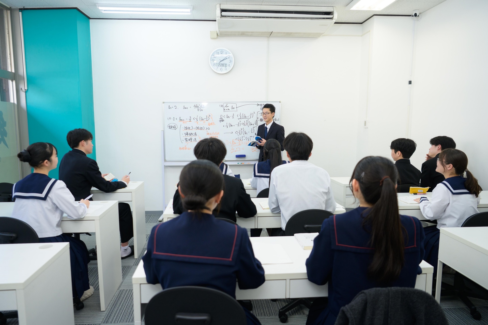 売上よりも生徒の成果。本気で未来を拓く教育のプロへ
