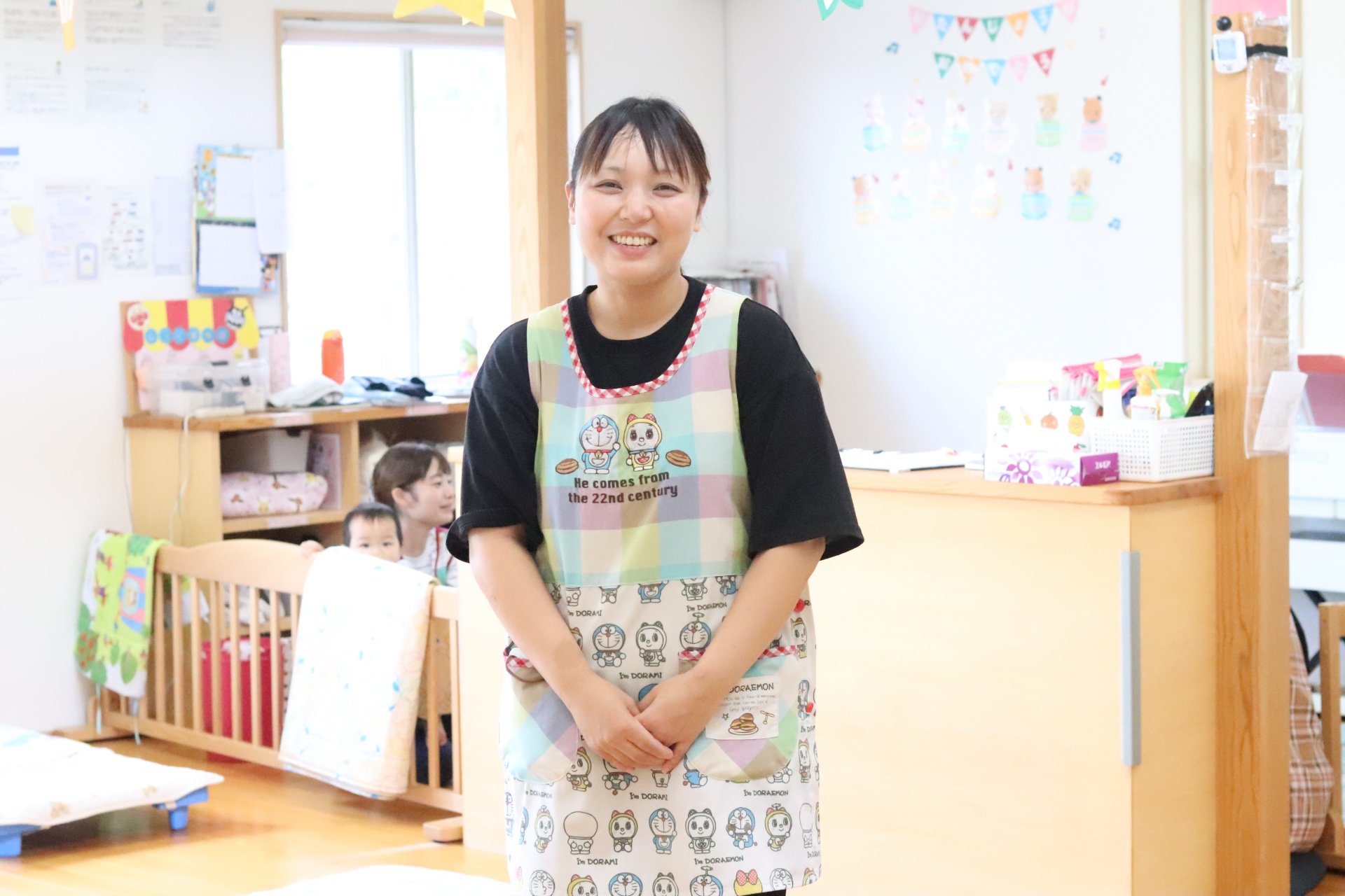 ブランクがある方や子育て中の方も、安心して働ける環境。保育士さんと協力して子どもたちの成長を支えます