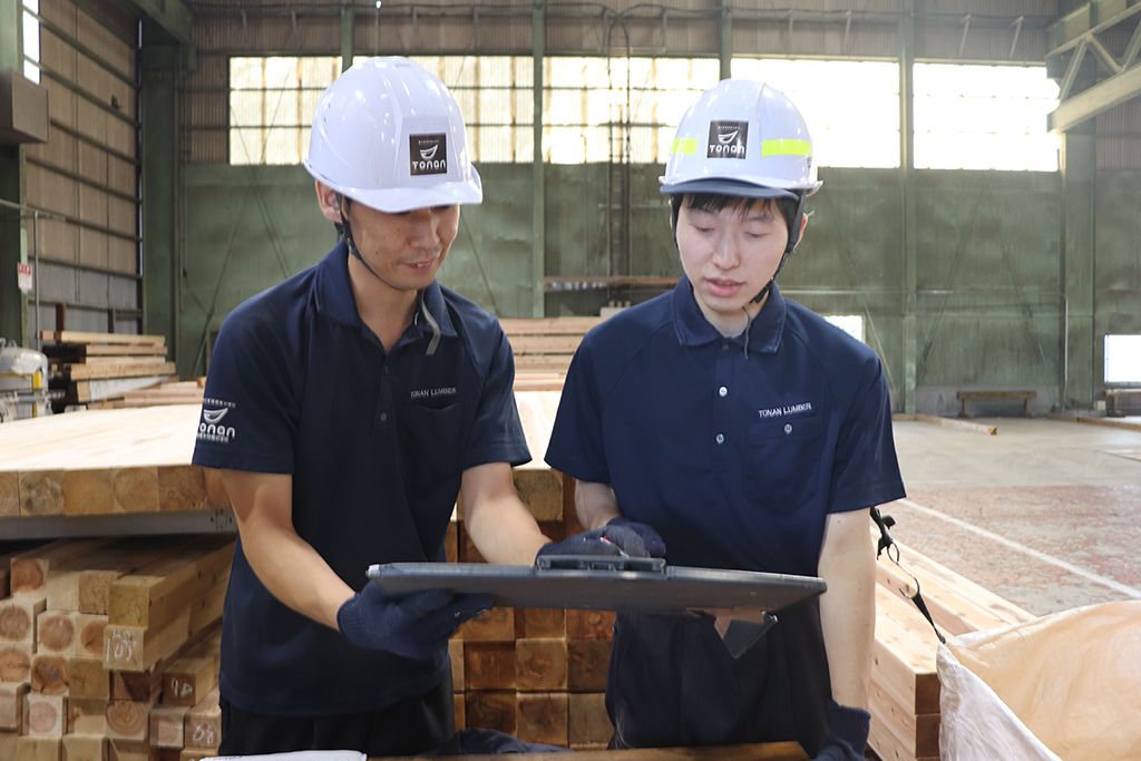 少人数だからこそ新入社員を大事に育てます