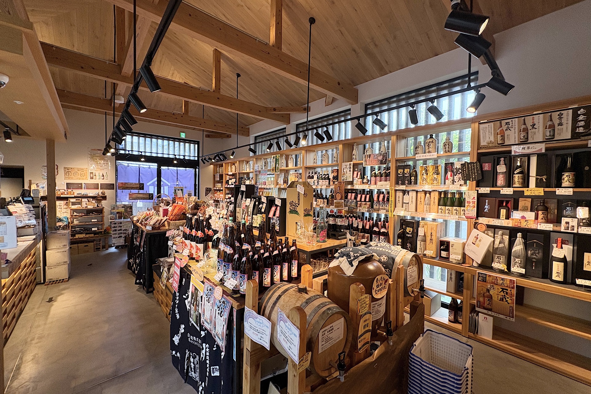 全ての引き継ぎを終えたタイミングで店長交代です